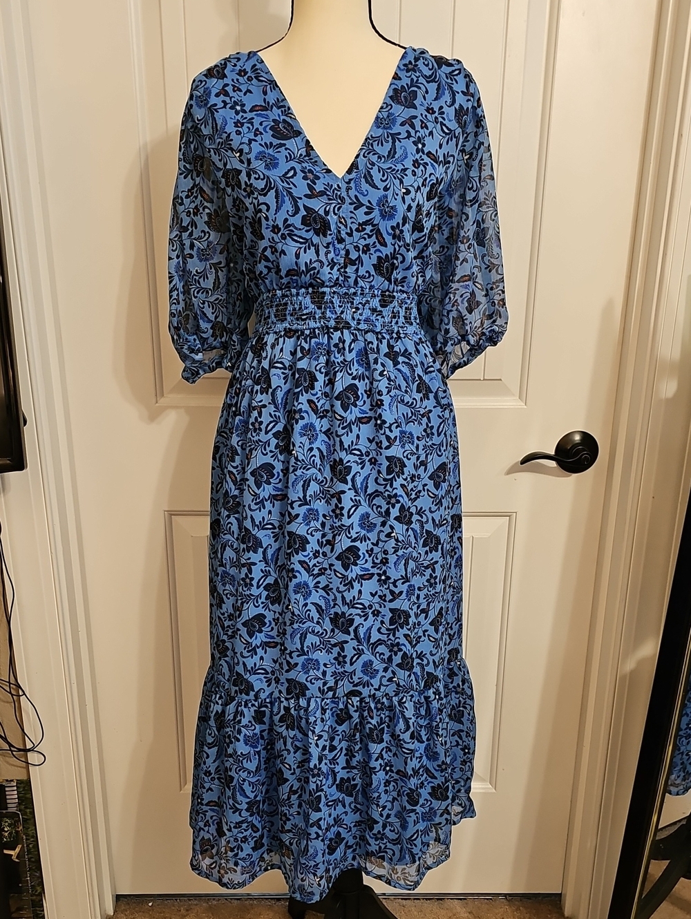 Old Navy Blue Floral V-Neck Midi Dress with Smocked Waist and Puff Sleeves